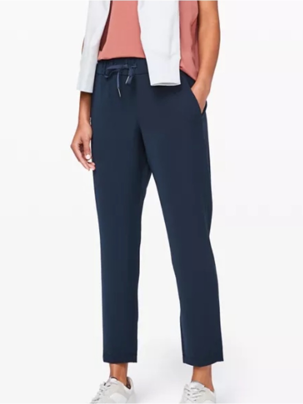 Lululemon On the Fly 7/8 Pant Woven Size‎ 4 Navy Minimalist Tapered Ankle Pants